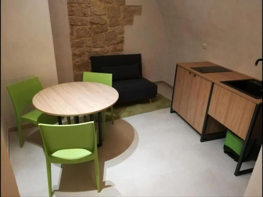 Locus Pendinelli Trani Bed & Breakfast Eksteriør bilde